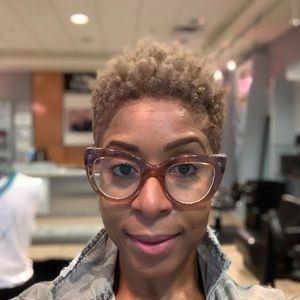 Meet your Posher, Kristal